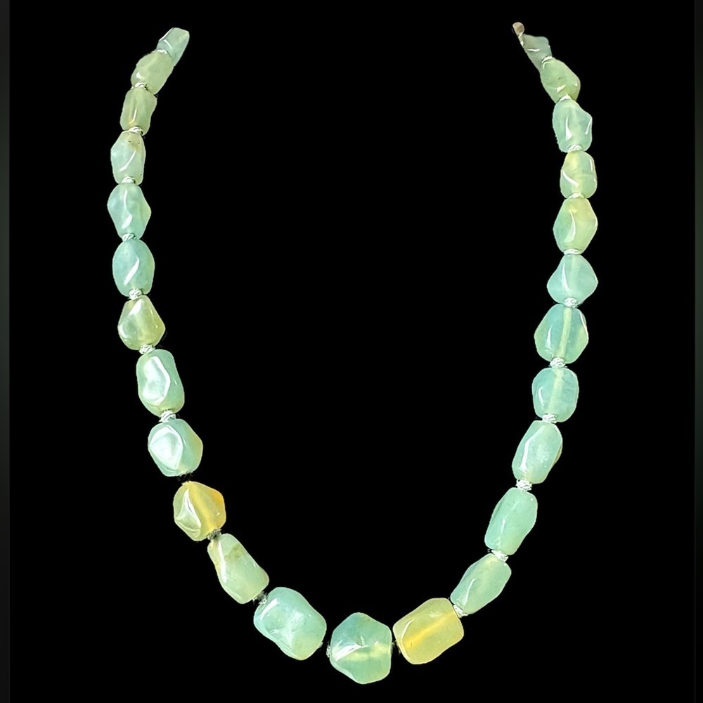 Antique Chinese Sterling Silver Floral Filigree Jade Bead Necklace